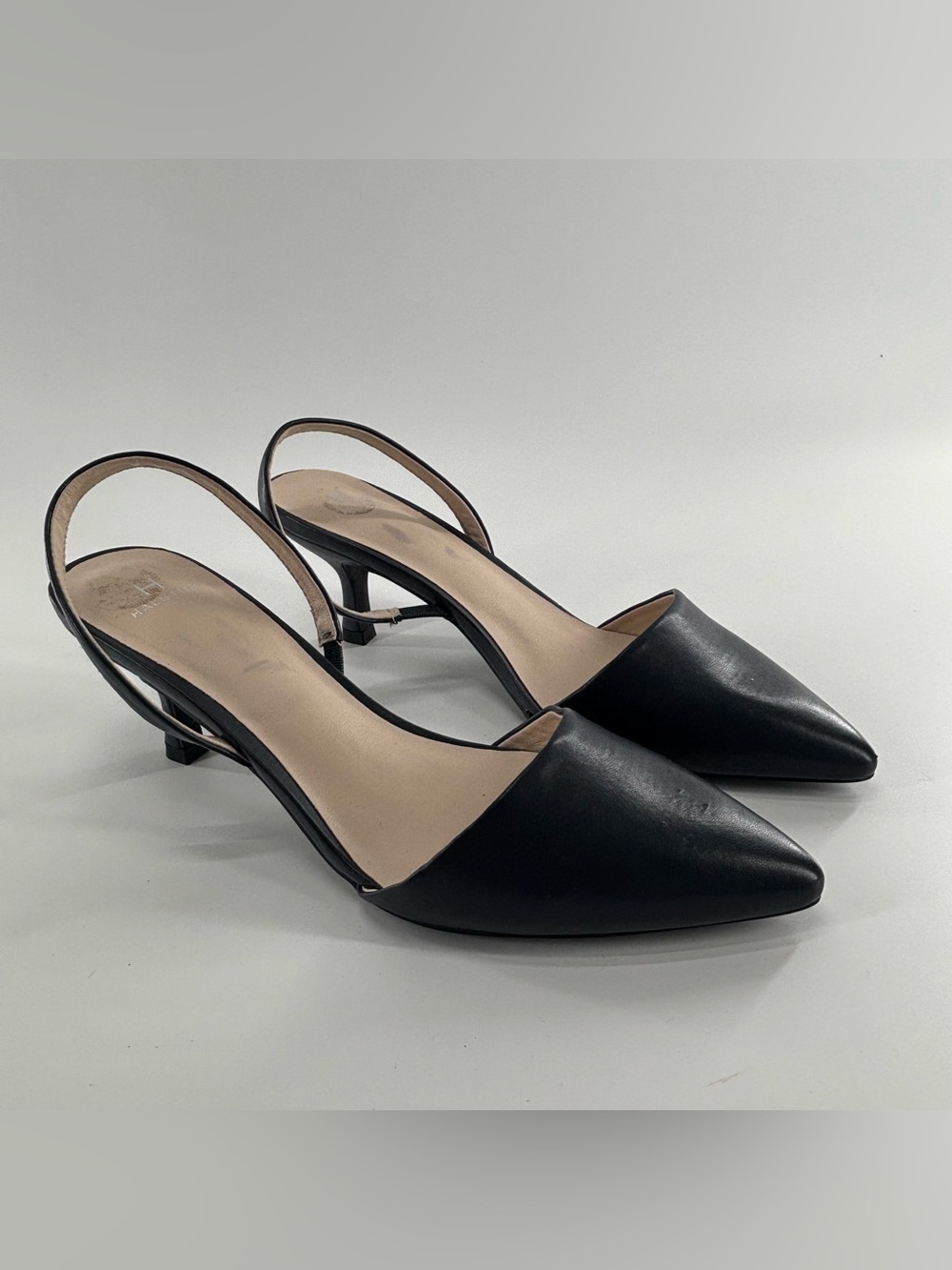 H by Halston Valencia kitten heel slingbacks pointed toe 8.5 navy blue - Picture 2 of 11
